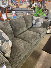 Stanton 18401 Brinkley Tobacco Sofa