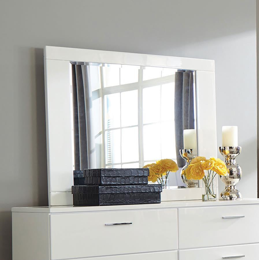 Coaster 203503 / 04 Felicity White High Gloss 6-drawer Dresser w/ Mirror