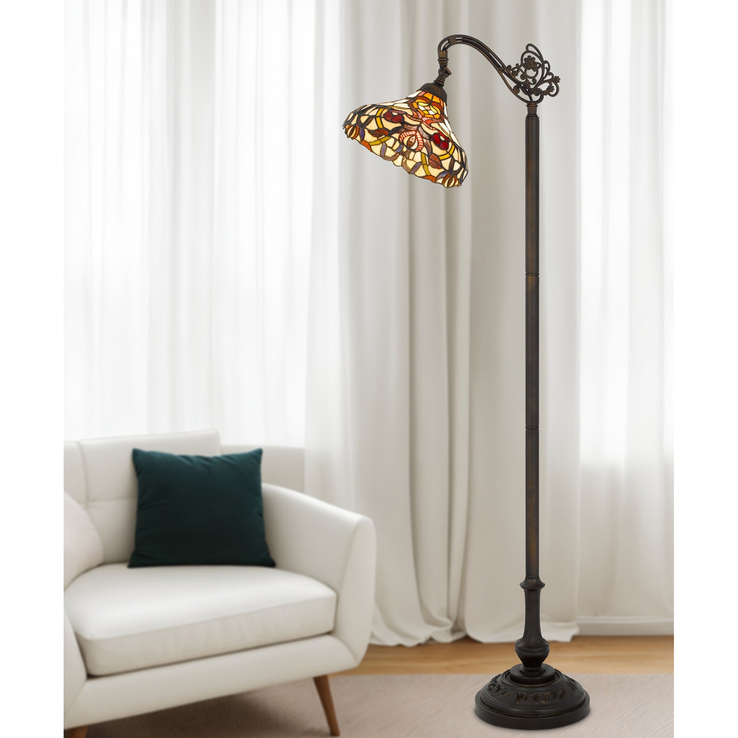 Cal Lighting BO-3243FL Downbirdge Tiffany Floor Lamp