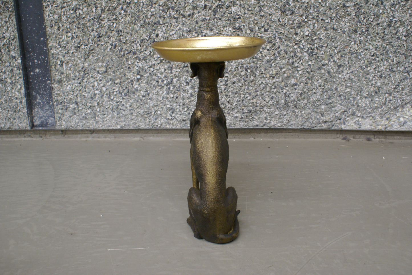 UMA 86206 Standing Dog w/ Gold Metal Tray