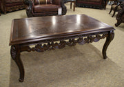 Arely's Traditional Savannah Cocktail / Coffee Table