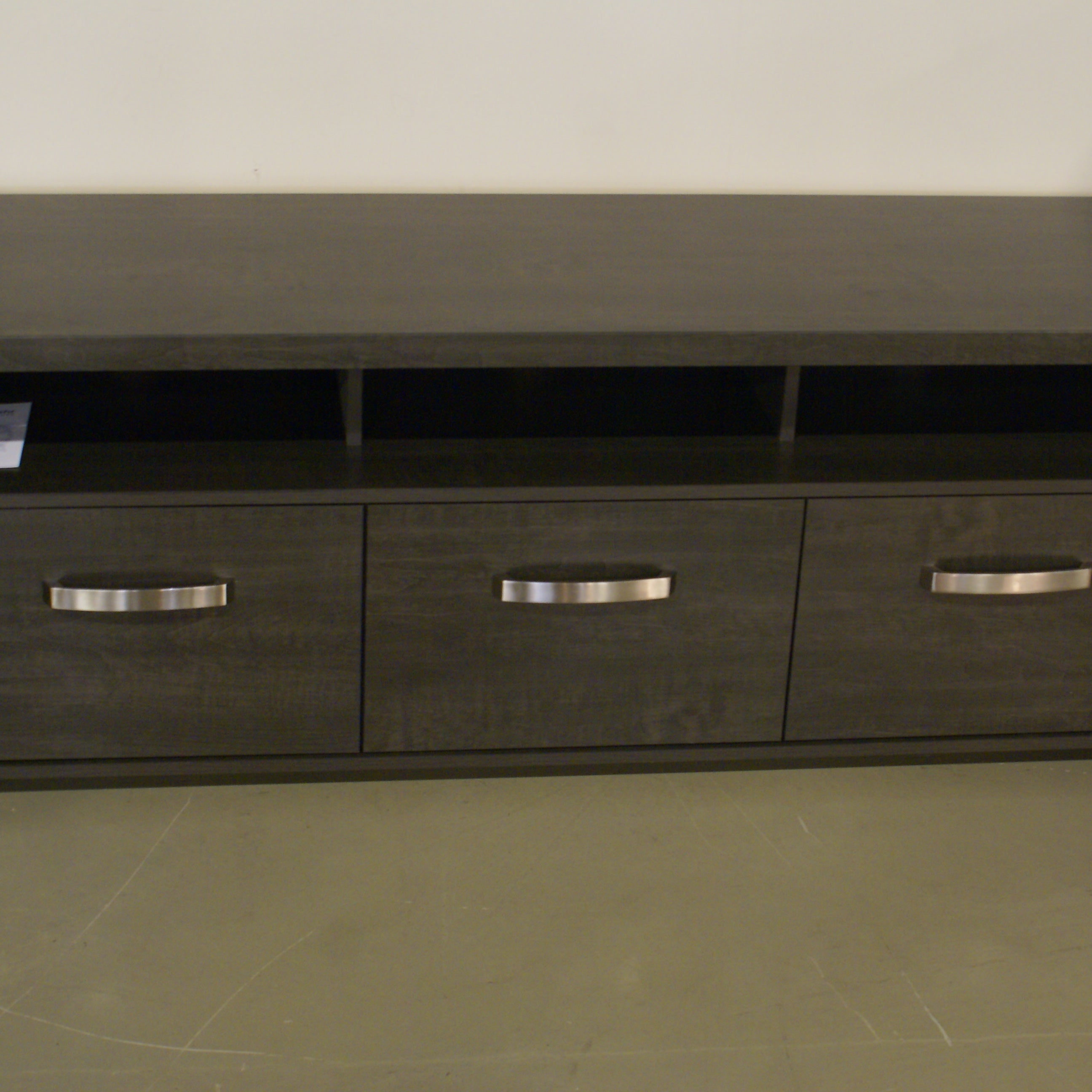 Defehr 192070 TV Stand