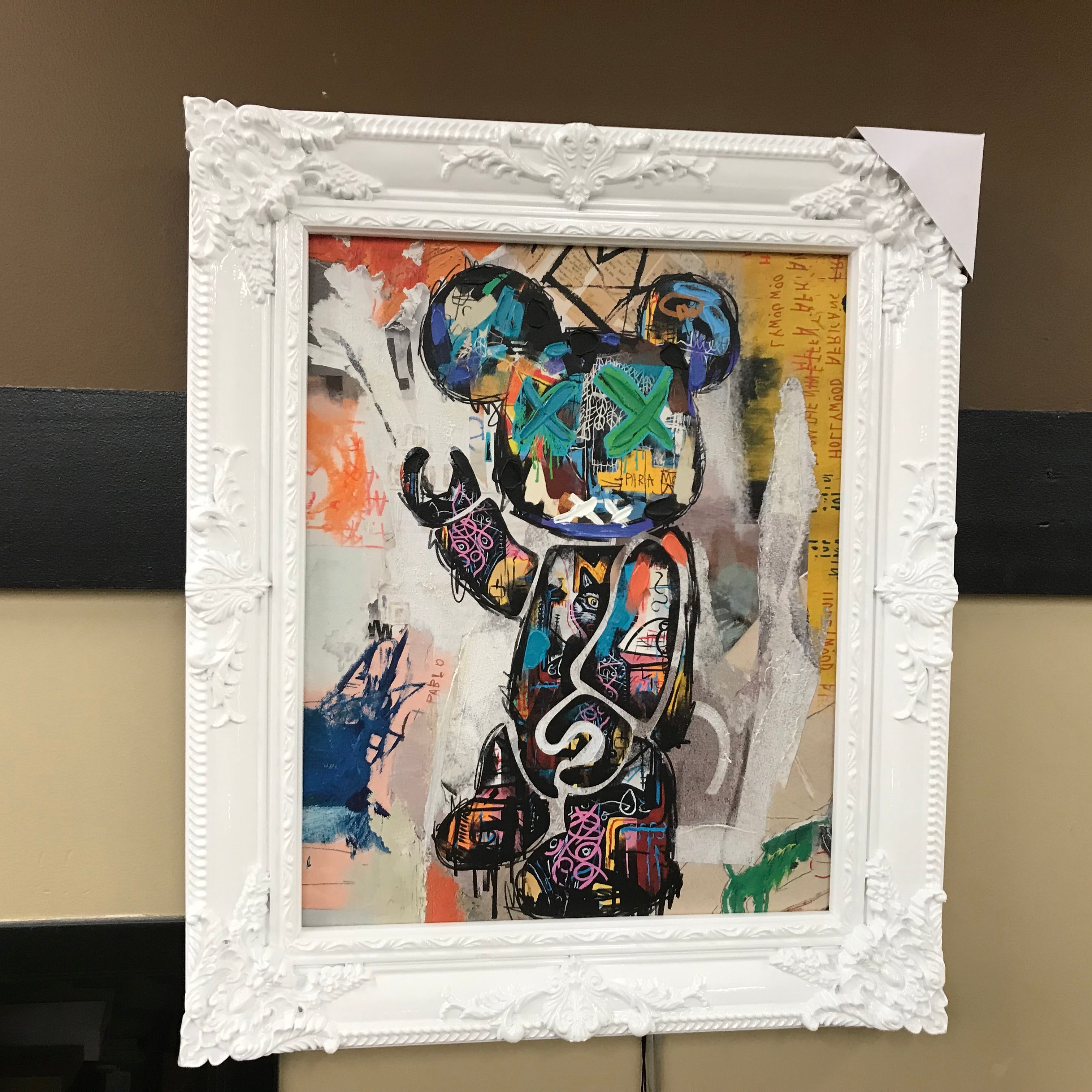 Classy Art TT2162 Graffiti Bear in White Frame 21 x 25