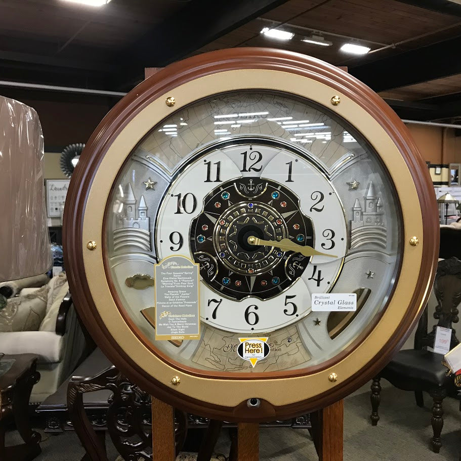 Seiko Atlas Melodies in Motion Clock - Holiday Musical