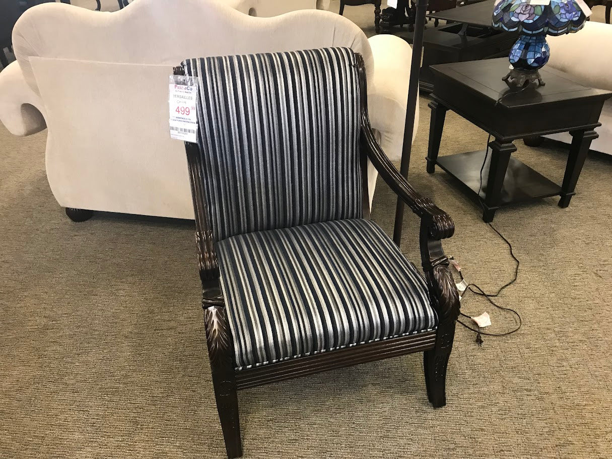 Arely's Versailles Accent Chair
