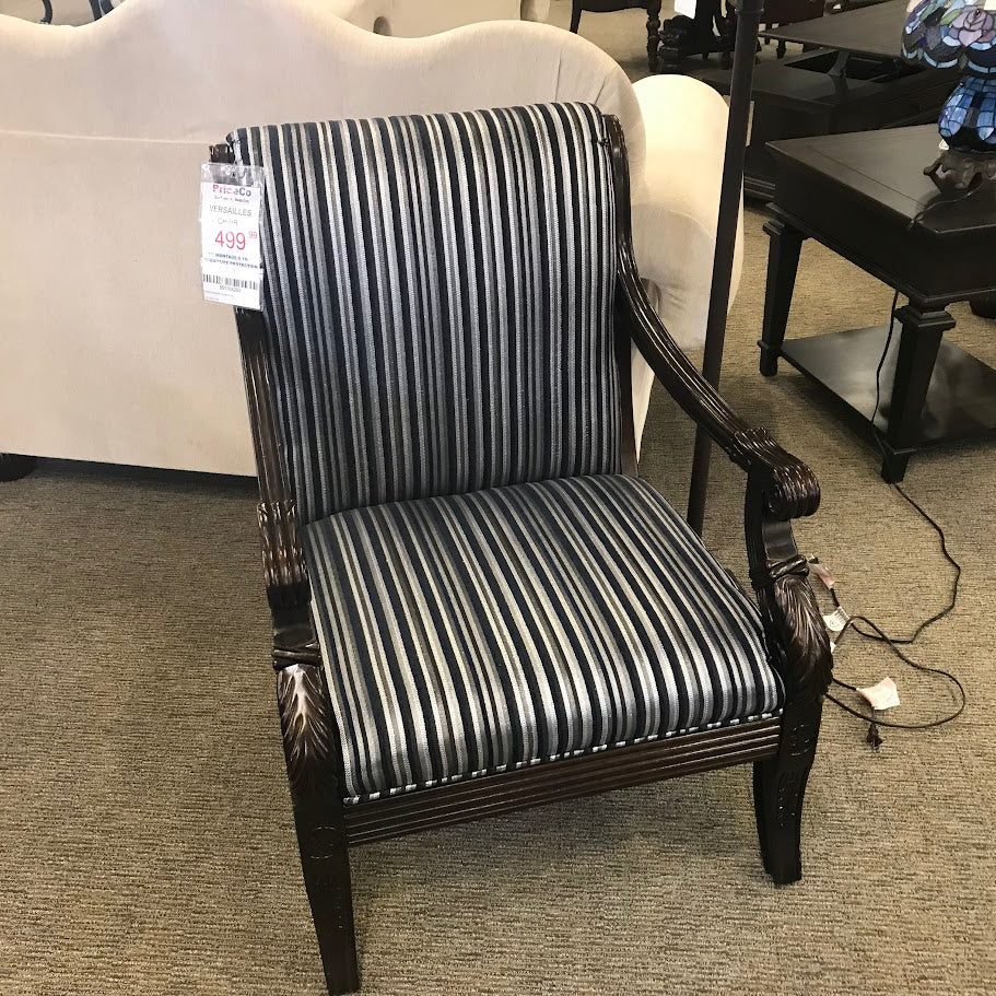 Arely's Versailles Accent Chair