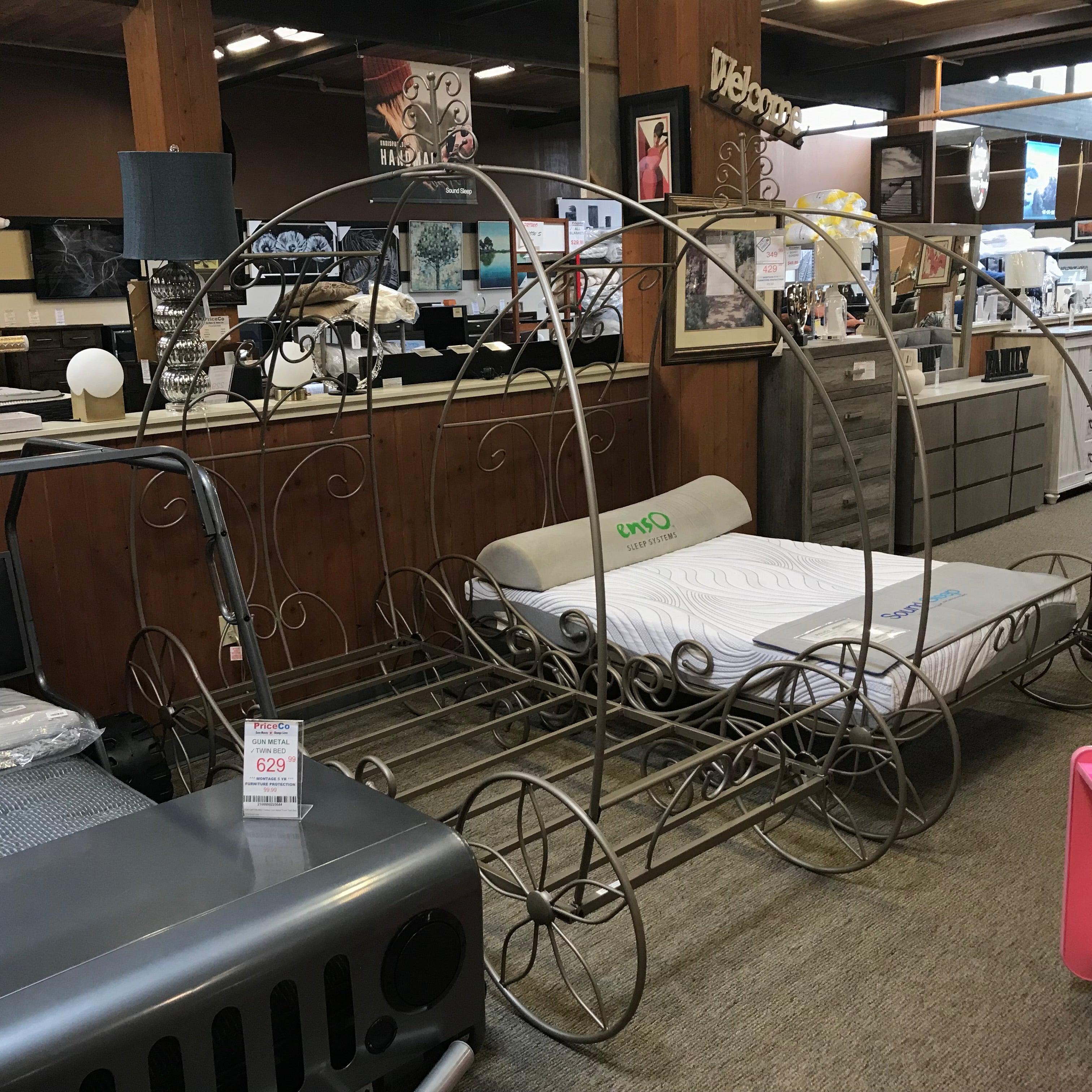 FOA CM7705CPN-T Enchant Champagne Twin Carriage Bed