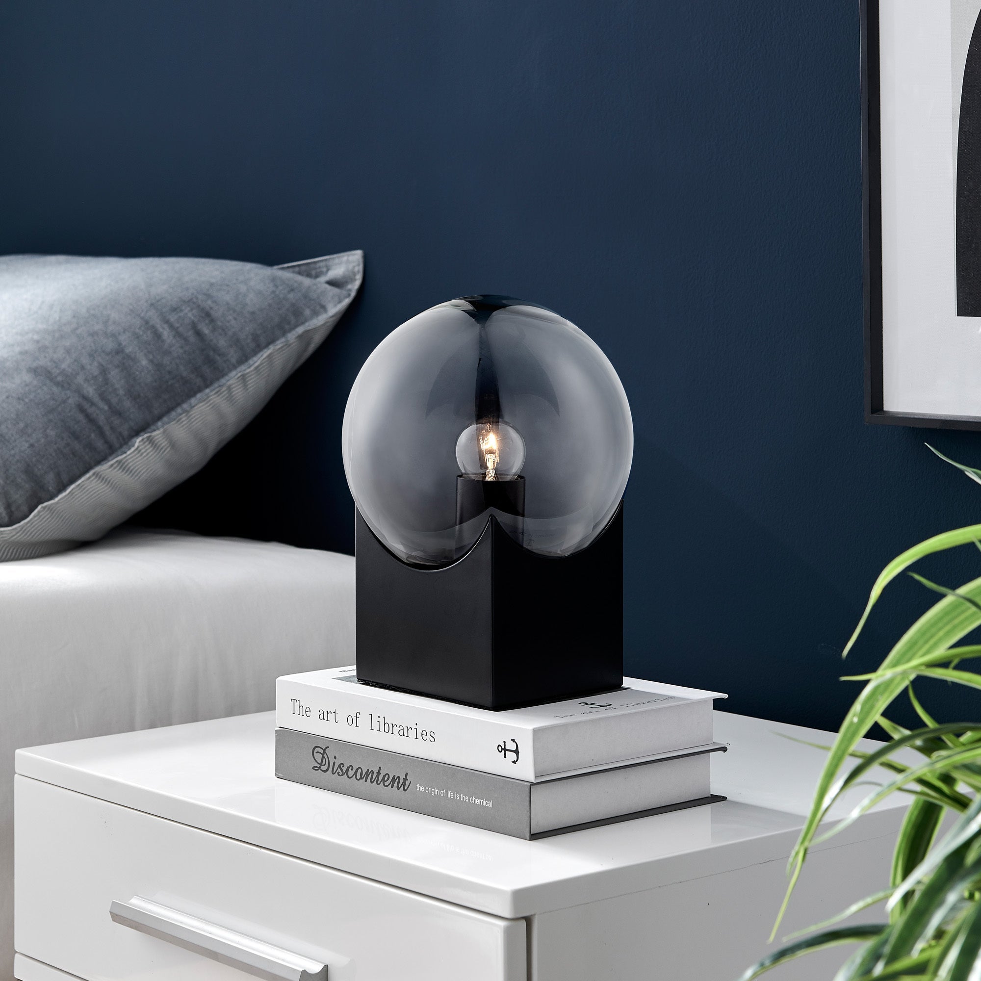 Lite Source LS-23770BLK/SMK Oksena Black Smoke Table Lamp