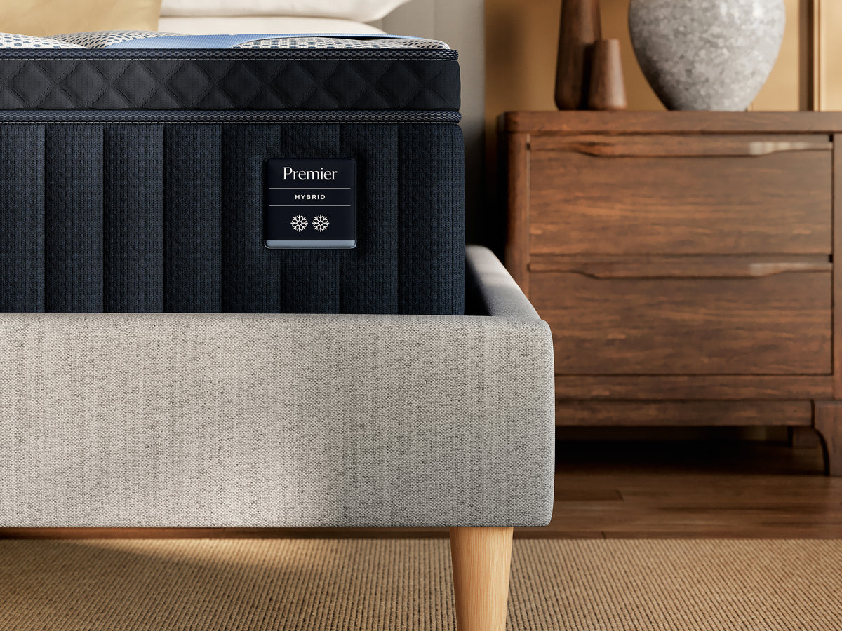 Ashley M13621 DreamCloud Premier Hybrid Full Mattress