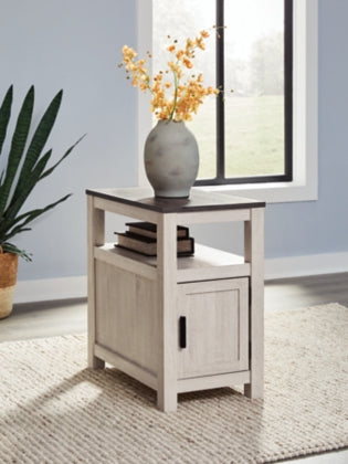 Ashley T190-217 Fendenmore Antique White Chair Side End Table w/ USB