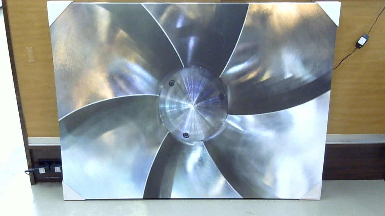 Classy Art Steel Propeller (36x48)