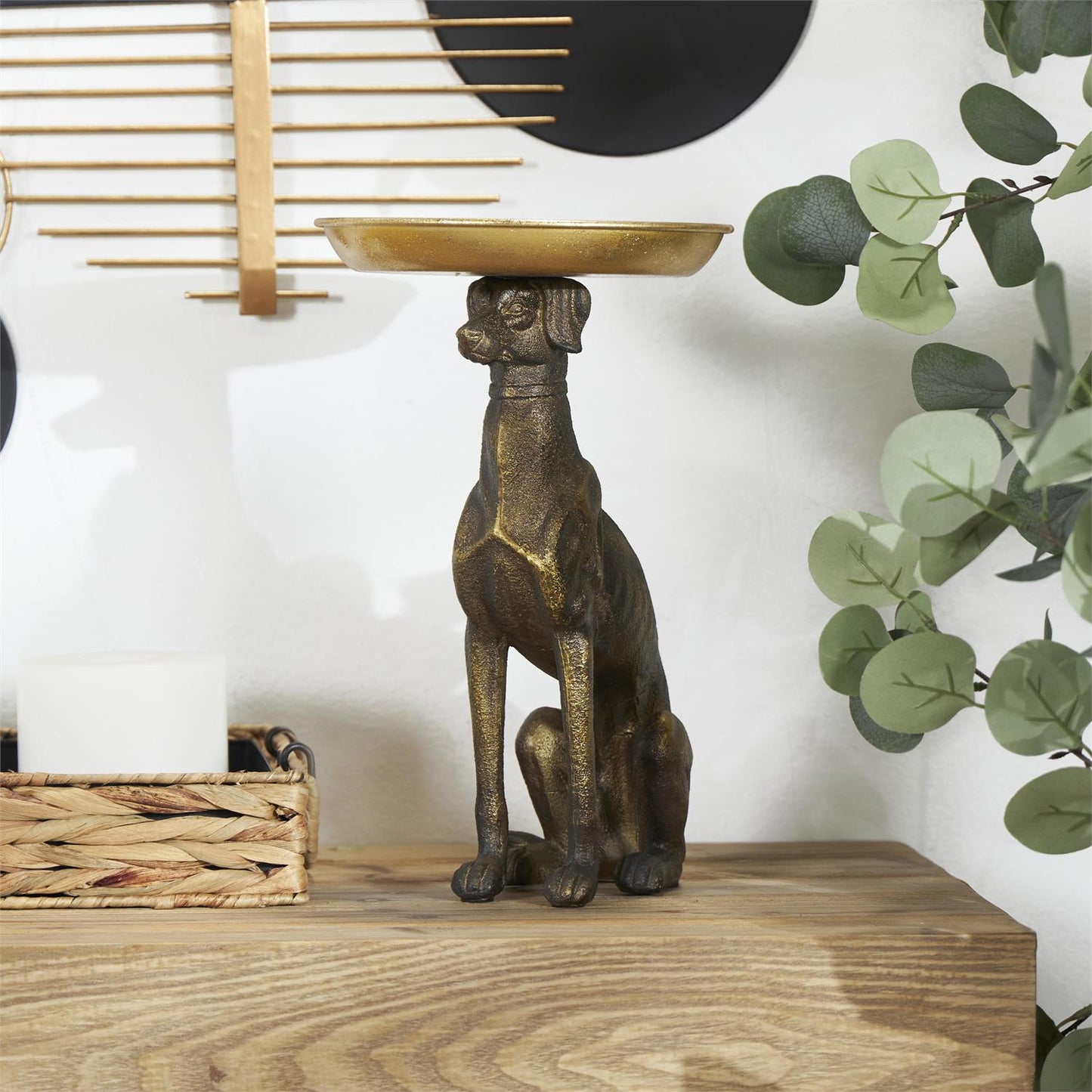 UMA 86206 Standing Dog w/ Gold Metal Tray