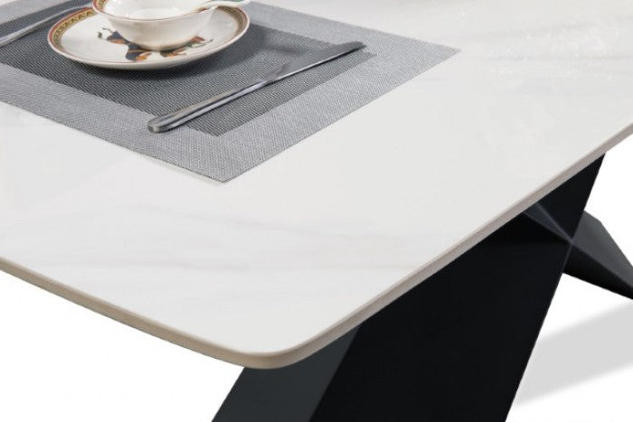 FOA FM3700BK-T-TABLE Lenvik Dining Table