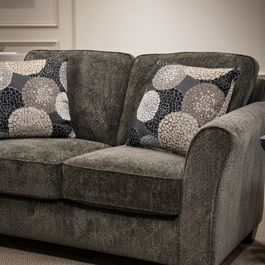 Stanton 18402 Brinkley Tobacco Chrysanthemum Granite Loveseat