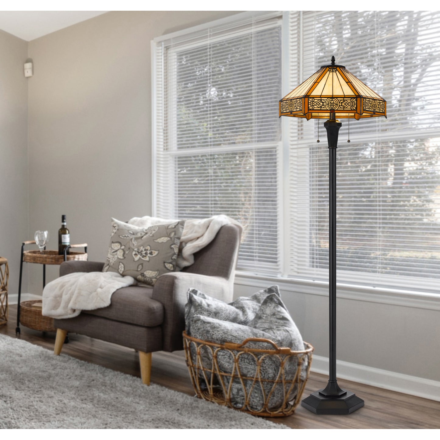 Cal Lighting BO-3112FL Tiffany Floor Lamp